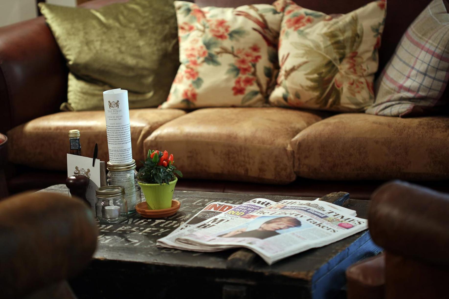 The Foley Hotel Claygate ภายนอก รูปภาพ
