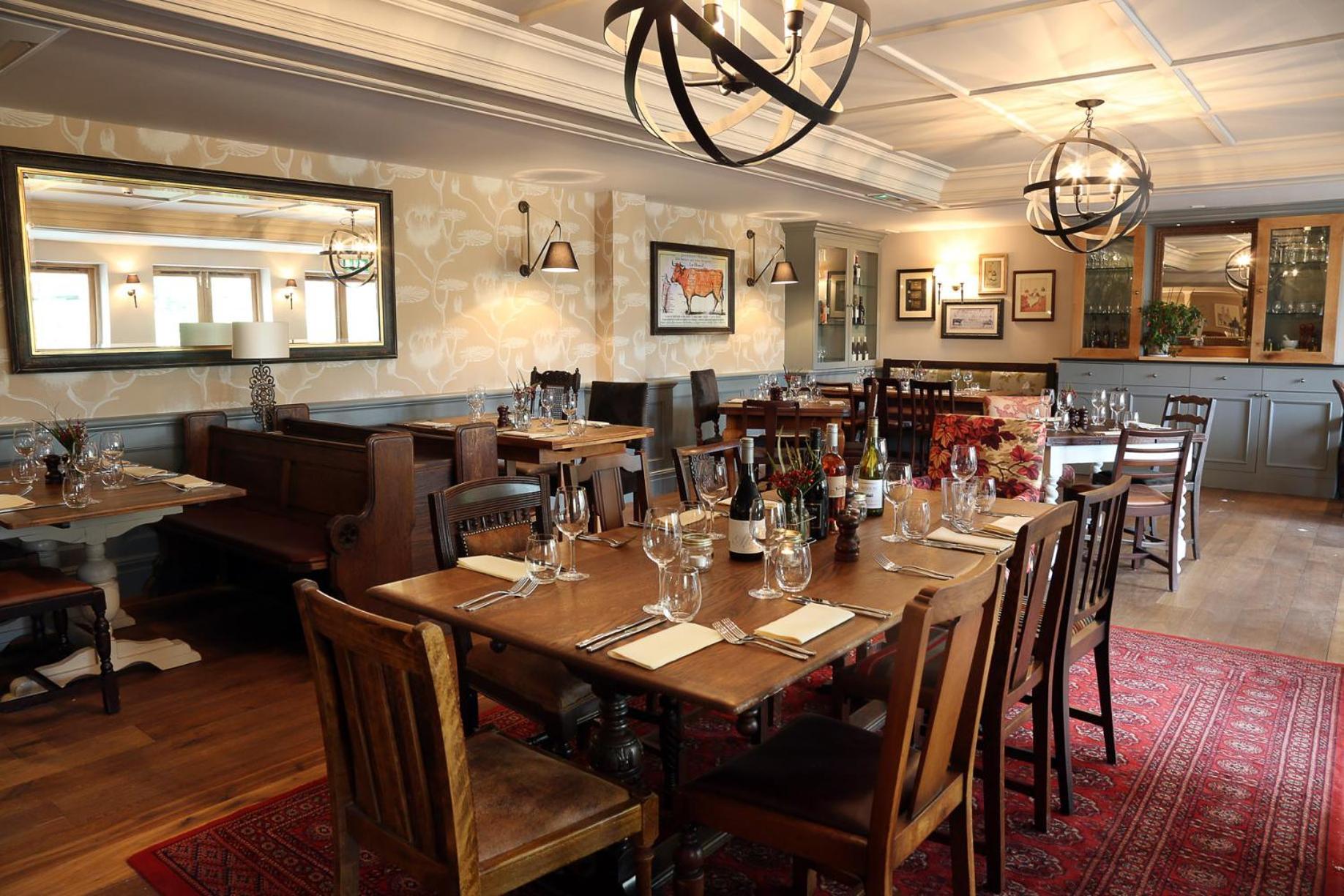 The Foley Hotel Claygate ภายนอก รูปภาพ